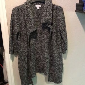 A Pea in the Pod Maternity Cardigan